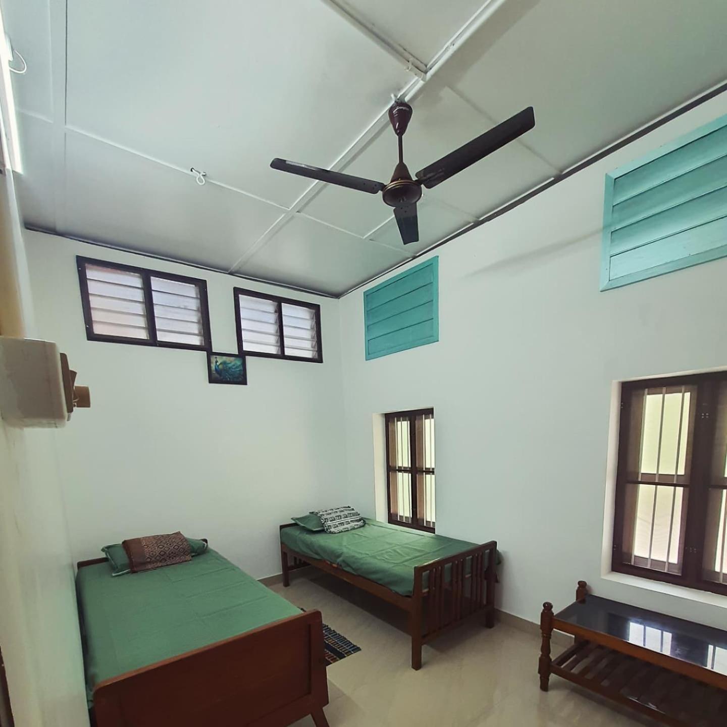 Serenity Apartment Thiruvananthapuram Екстериор снимка